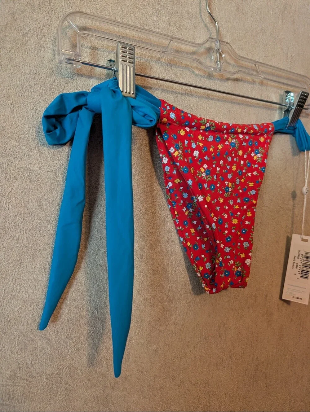 FRANKIES BIKINIS Kealy red floral bikini bottoms sz S NWT